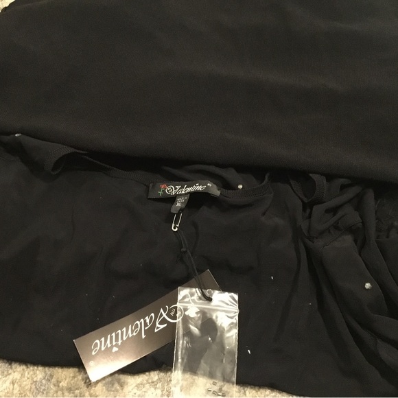 Be My Valentine Black top size XL - Picture 5 of 7